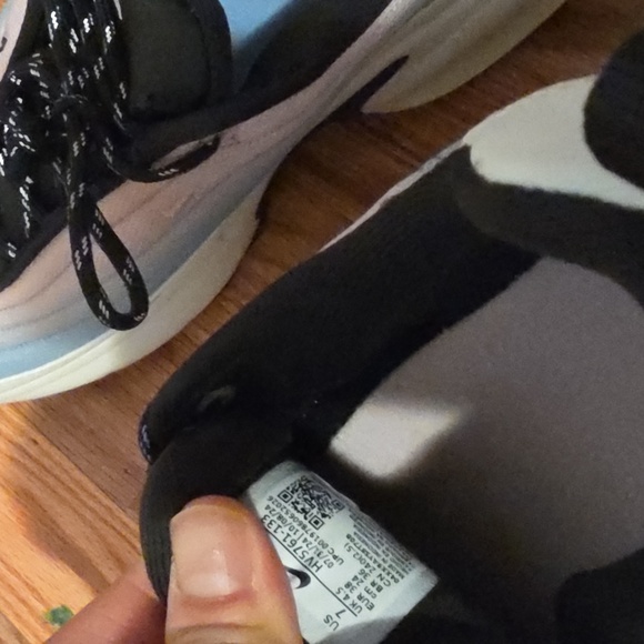 Nike Air Max Sneakers - Womens - Picture 7 of 10